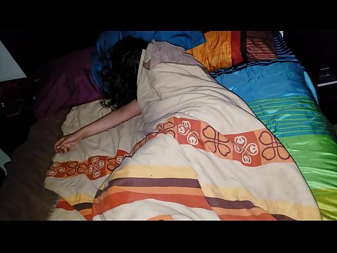❤️ Stiefseun berispe sy jong stiefma terwyl sy slaap. ☑ Pornovideo op af.purchasexz.top ﹏